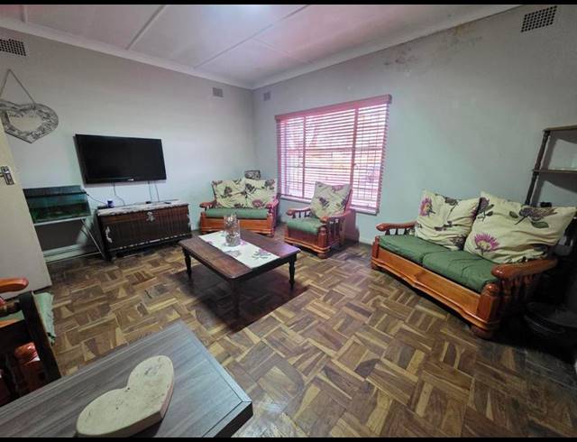 3 BEDROOM HOUSE FOR SALE IN MEYERTON CENTRAL